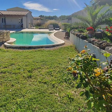 Coquet 2 Pieces Au Calme Avec Piscine Βίλα Fontvieille Εξωτερικό φωτογραφία