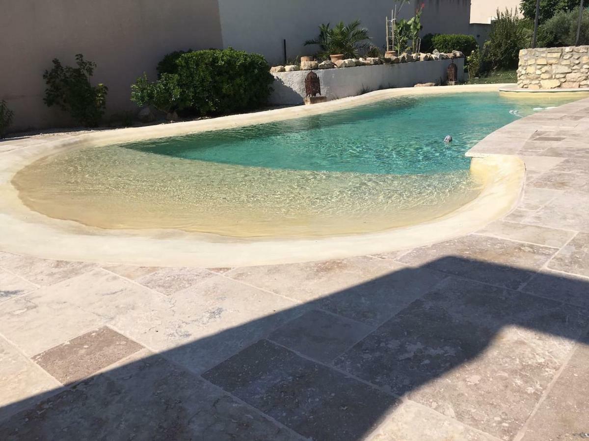Coquet 2 Pieces Au Calme Avec Piscine Βίλα Fontvieille Εξωτερικό φωτογραφία